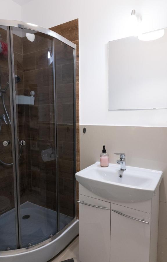 Clicktheflat Aleje Niepodleglosci Center Apart Rooms 华沙 外观 照片