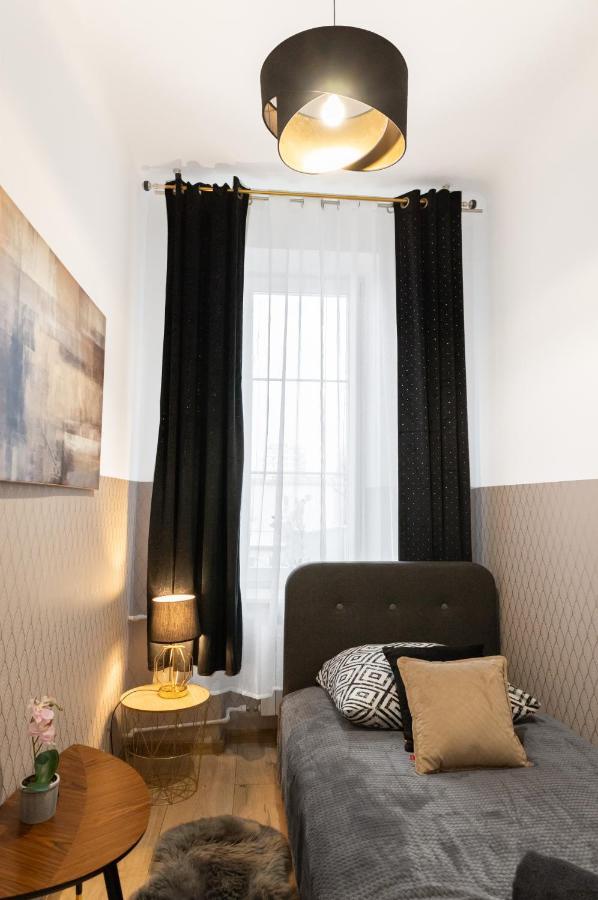 Clicktheflat Aleje Niepodleglosci Center Apart Rooms 华沙 外观 照片