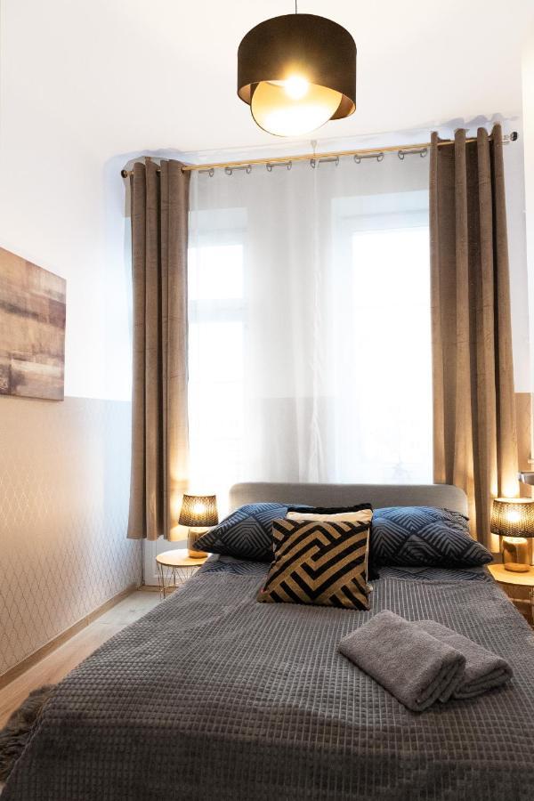 Clicktheflat Aleje Niepodleglosci Center Apart Rooms 华沙 外观 照片
