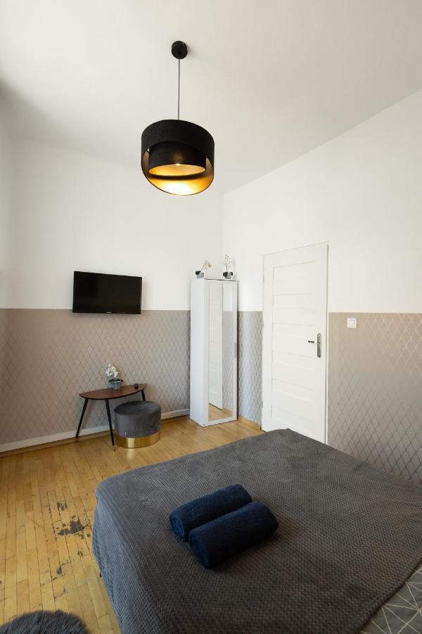 Clicktheflat Aleje Niepodleglosci Center Apart Rooms 华沙 外观 照片
